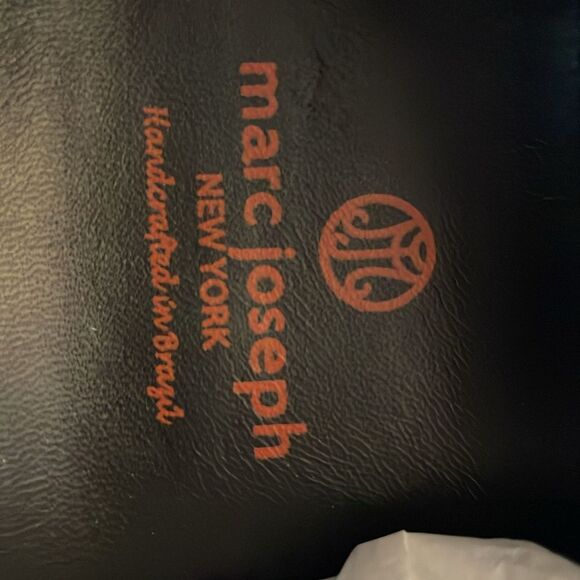 MARC JOSEPH Discover the perfect blend of style and comfort!!   New in b… - Picture 4 of 11